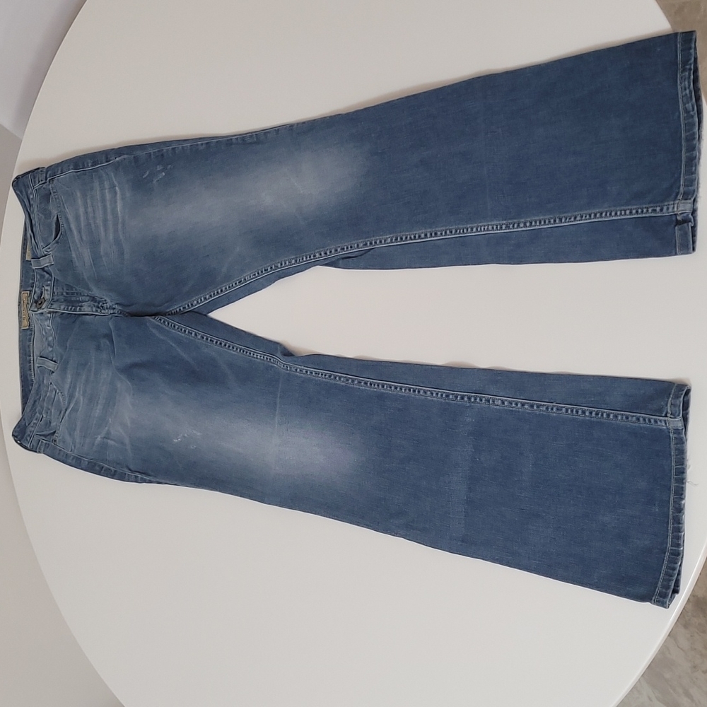 Guess Women's Mid-Blue Bootcut Jeans